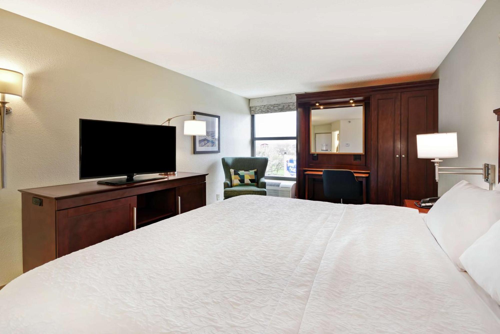 Hampton Inn Detroit Madison Heights South Troy Exterior foto
